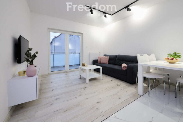 Elbląg FREEDOM NIERUCHOMOŚCIWynajmę mieszkanie - Elbląg, Jana Amosa Komeńskiego. Z przyjemnością prezentuję