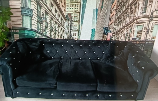 Elbląg Sprzedam stylowa kanapę Glamour welur. Idealna do poczekalni. Salonu Stan bardzo dobry wyniesienie i transport we