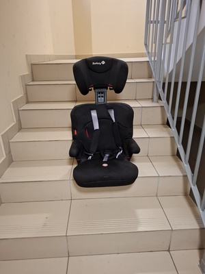 Elbląg Za jedną dużą paczkę kawy zielonej JACOBS KRUNUNG odstąpię fotelik samochodowy dziecinny. Stan idealny, bo