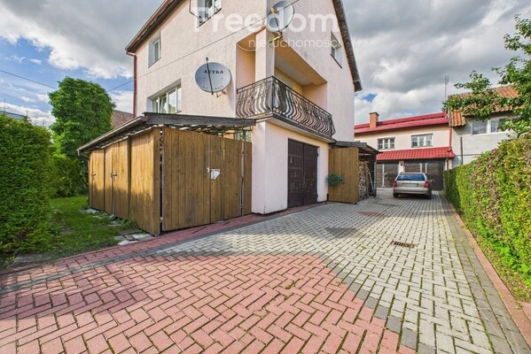 Elbląg FREEDOM NIERUCHOMOŚCISprzedam dom - Morąg, Targowa.&nbsp;Wyjątkowa nieruchomość o ogromnym potencjale – na