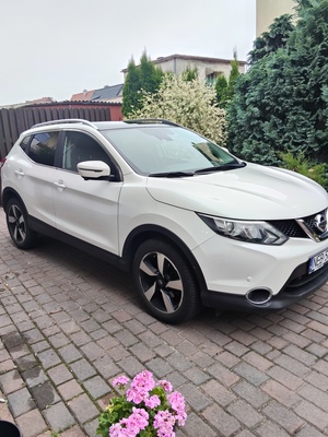 Elbląg Sprzedam Nissan Qashqai Tekna J11 1,2 2015 r. świeżo po wymianie rozrzadu. Stan licznika 115000.Zadbany bogato