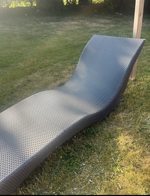 Elbląg Sprzedam 2 leżaki MBM lounger Wellness mocca. Szerokość&nbsp; 70cm, wysokość 70cm, długość 200cm. Posiada