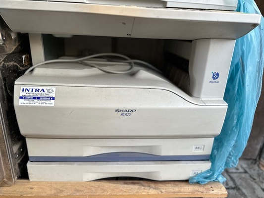 Elbląg Kserokopiarka SHARP AR-5220 Sprzedam kserokopiarkę SHARP AR-5220.Urządzenie działało do końca użytkowania. Może