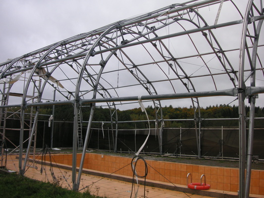 Elbląg Sprzedam konstrukcję ze stali nierdzewnej  o wymiarach 24,5m x 12.5m x 7.5m. Cena do uzgodnienia