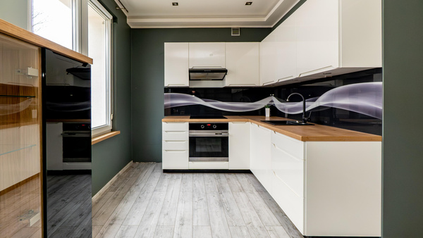 Elbląg &nbsp; TO MY SPRZEDAJEMYNIERUCHOMOŚCI W TYM MIEŚCIEBIURO NIERUCHOMOŚCIAMERICAN HOMEFOR SALE - 2 POKOJE -