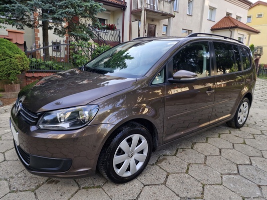 Elbląg VW Touran2.0 TDIModel  2011Klimatronik7 - OsobowyZarejestrowany w Polsce