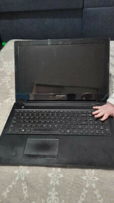 Elbląg Sprzedam Laptop 
LENOVO G50-45 15 AMD E1-6010 @ 1,35 GHz 4 GB RAM 120 GB SSD WINDOWS 10 HOME P27
Komputer jest