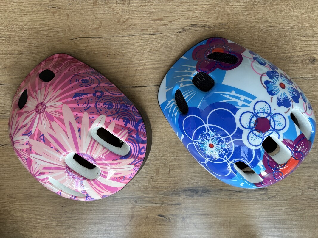 Elbląg sprzedam 2szt kaski dla dzieci
stan jak nowe