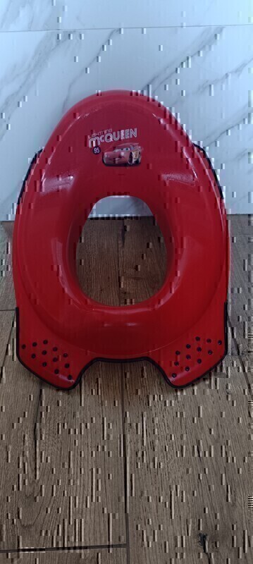 Elbląg Nakładka antypoślizgowa na sedes, poduszeczka- motylek z linku, kocyk błękitny, podest biały, opakowanie duże