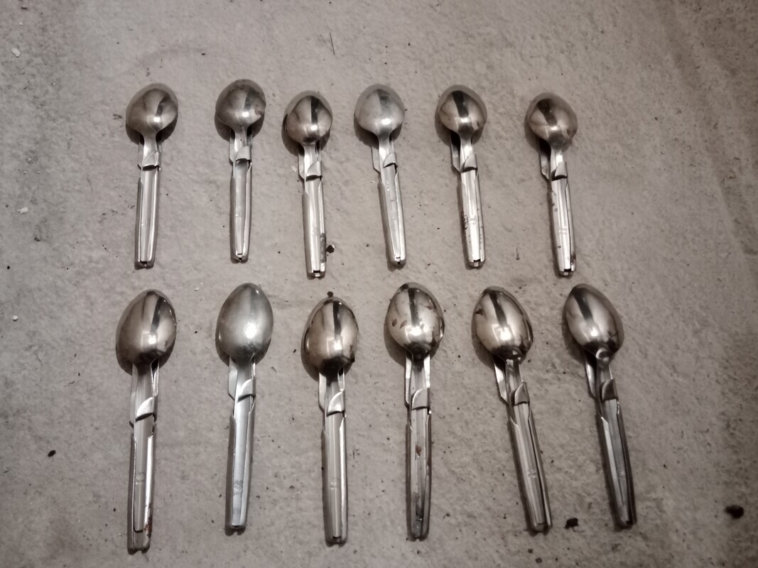 Elbląg Sprzedam oryginalny niezbędnik trzyczęściowy wojskowy. 
Nowy, rok 1982,83,84,85 i bez roku. Odbiór osobisty