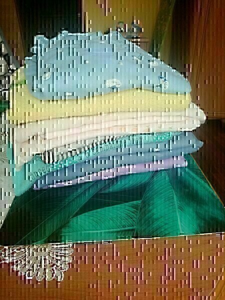 Elbląg Sprzedam piżamy i koszule nocne. 
Stan dobry i bardzo dobry. 
Jest również szlafrok. 
Więcej zdjęć wyślę MMS.