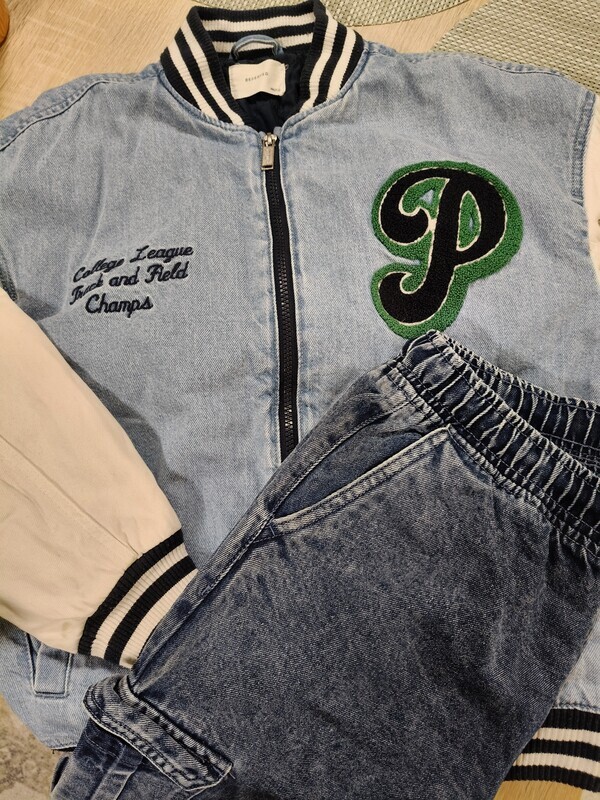 Elbląg Sprzedam w komplecie wiosenną kurtkę RESERVED 146/152 oraz spodnie 158