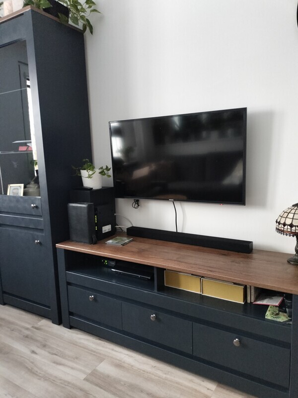 Elbląg Sprzedam komplet zakupiony w Black and White 5 lat temu. 
Rok temu zestaw przemalowano na kolor antracyt i