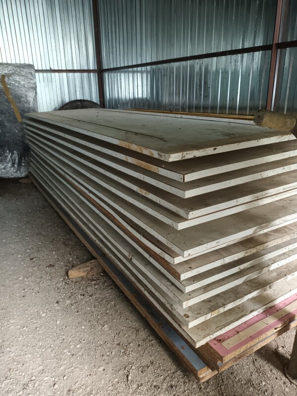 Elbląg SPRZEDM BLATY SZALUNKOWE&nbsp; 18SZT O WYMIARACH 2M X 0,40 CM GR 2 CM&nbsp; 