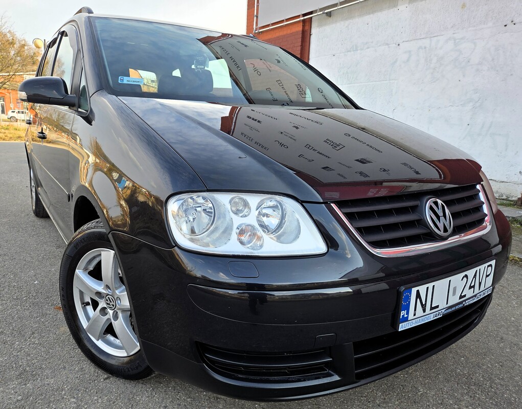 Elbląg Volkswagen Touran 1,9Diesel&nbsp; 105KM Bogata&nbsp; Wersja Wyposażenia 2006Rok-Klimatronik&nbsp; Poduszki