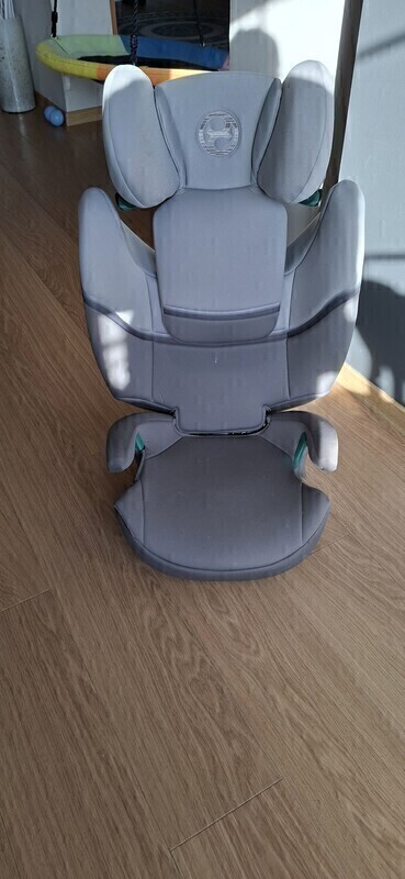 Elbląg Sprzedam fotelik samochodowy z isofix