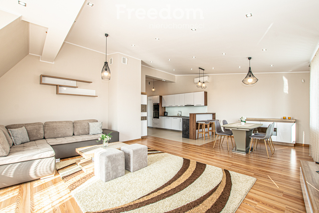 Elbląg FREEDOM NIERUCHOMOŚCIWynajmę mieszkanie - Elbląg, Rybacka.&nbsp;Na wynajem komfortowy apartament z widokiem na