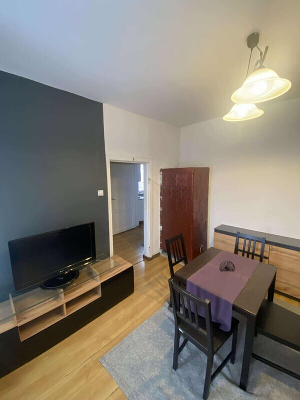 Elbląg DOM NIERUCHOMOŚCI&nbsp; OFERUJEMY NA SPRZEDAŻMIESZKANIE 2&nbsp; POKOJOWEPow. &nbsp; 27,1&nbsp; m2Blisko