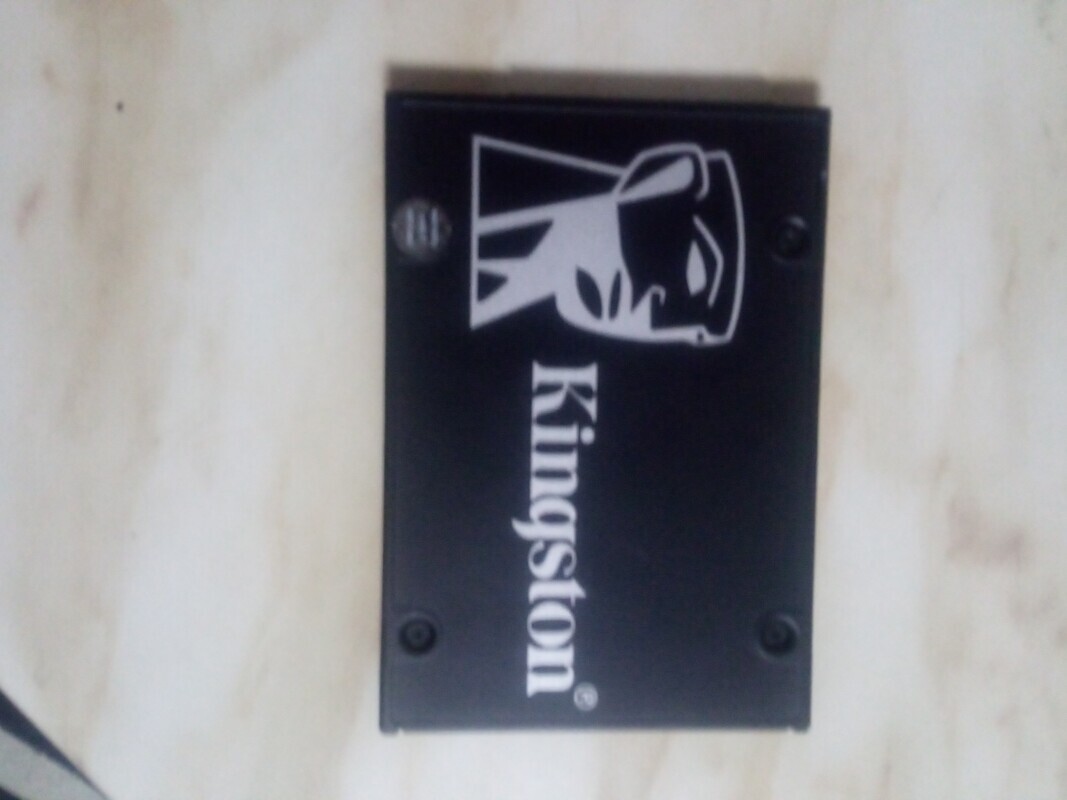 Elbląg Witam sprzedam twardy dysk o pojemności 512 GB do laptopa Lenovo cena 80 złoty proszę pisać SMS