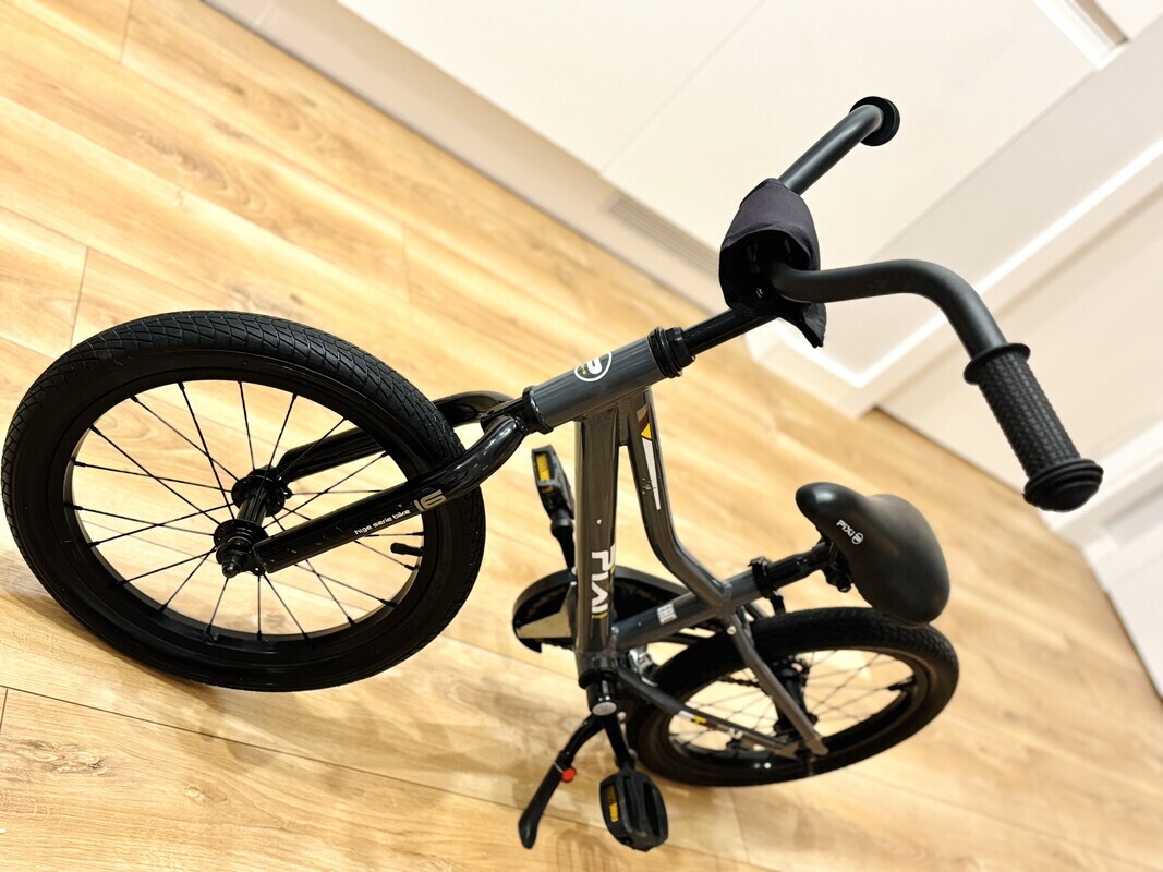 Elbląg Sprzedam rower dziecięcy (4 koła). Rower aluminiowy 16 cali. 
Rowerek jest świetny. Syn dostał go na 4.urodziny