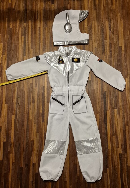 Elbląg Kostium astronauty, po jednym dziecku, uzyty jeden raz. Stan bardzo dobry. Doskonały strój na imprezy tematyczne