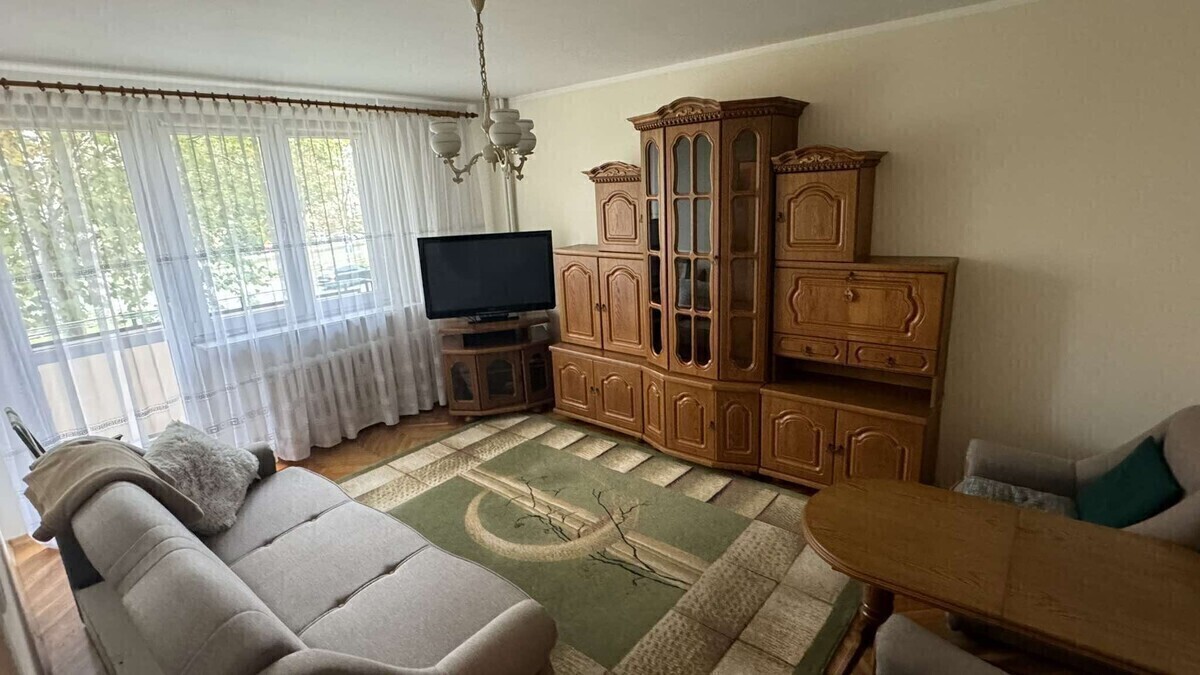 Elbląg 3-pokojowe mieszkanie 57m2 (kuchnia oddzielna) + piwnica