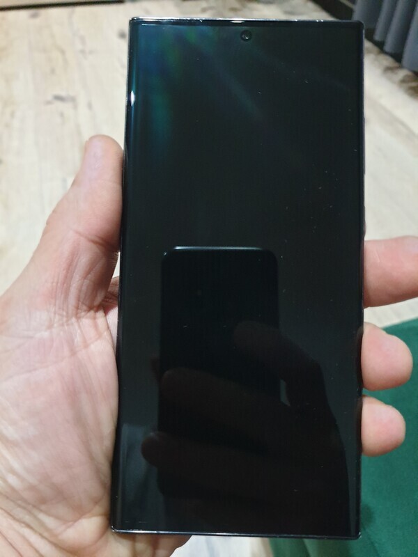 Elbląg Sprzedam używany Samsung s23 ultra. Ekran bez rys tył też tylko na ramkach są odpryski karton paragon zakupiony