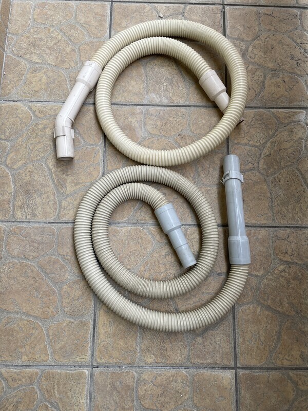 Elbląg Sprzedam nowy wąż do odkurzacza. 
Cena do negocjacji.