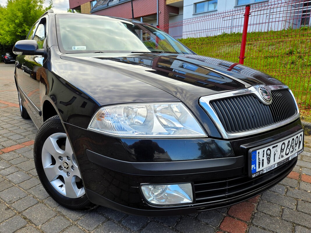 Elbląg 🚗 Skoda Octavia II 1.6 Benzyna 102KM 2005 — Zadbane Rodzinne Autko z GAZEM do 2035 r. ! Komfort,