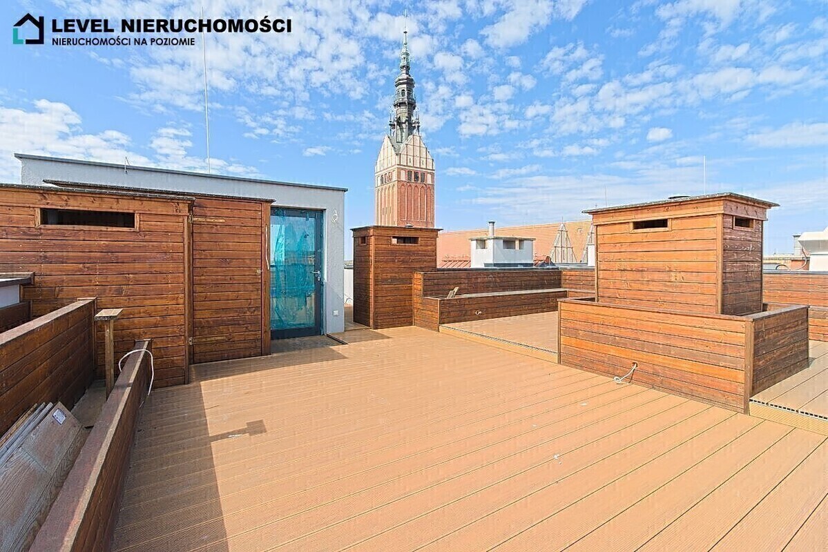 Elbląg LEVEL NIERUCHOMOŚCIDwupoziomowy apartament z tarasemul. Stary RynekNIERUCHOMOŚCI NA POZIOMIE