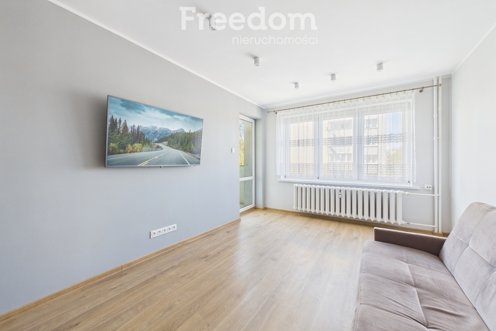 Elbląg FREEDOM NIERUCHOMOŚCIWynajmę mieszkanie - Elbląg, al. Tysiąclecia.&nbsp;Na wynajem mieszkanie na III piętrze