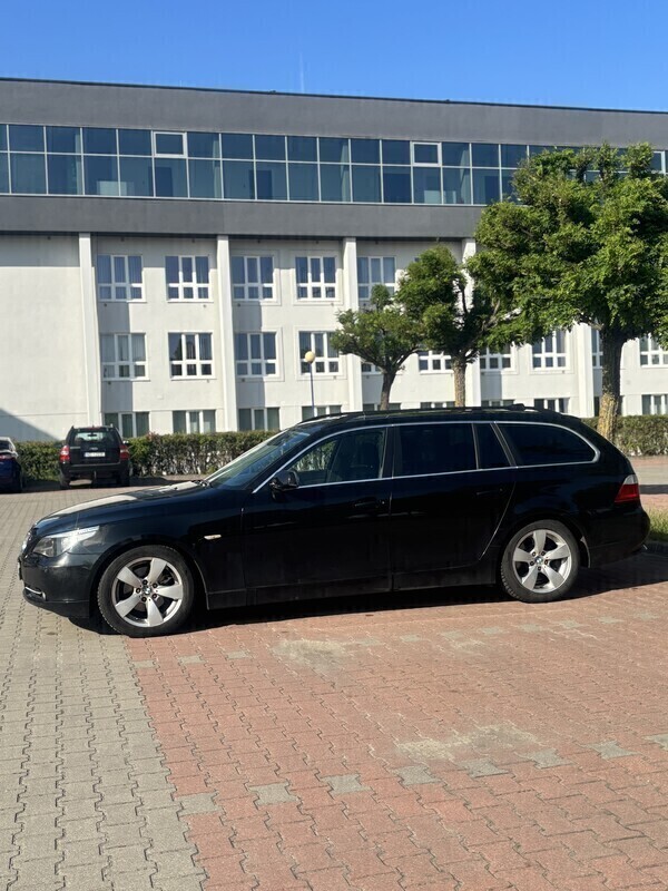 Elbląg Sprzedam BMW E61
2005 Rok
2.0 Diesel Manual
Więcej inf na telefon
Możliwa zamiana