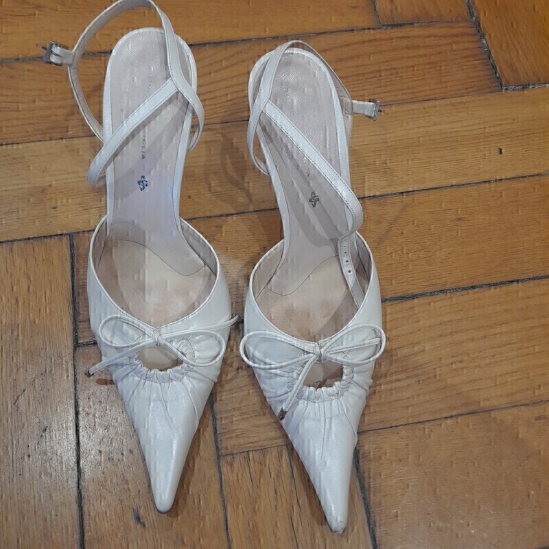 Elbląg Oddam pantofle rozm.38 za darmo.