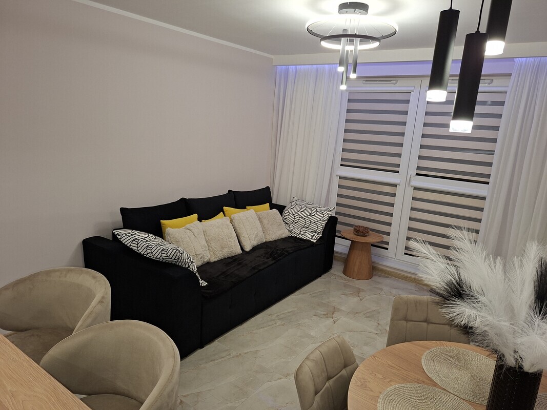 Elbląg Z przyjemnością prezentuję mieszkanie na wynajem zlokalizowane przy ul. Aleji Grunwaldzkiej 299 w Elblągu. Jest