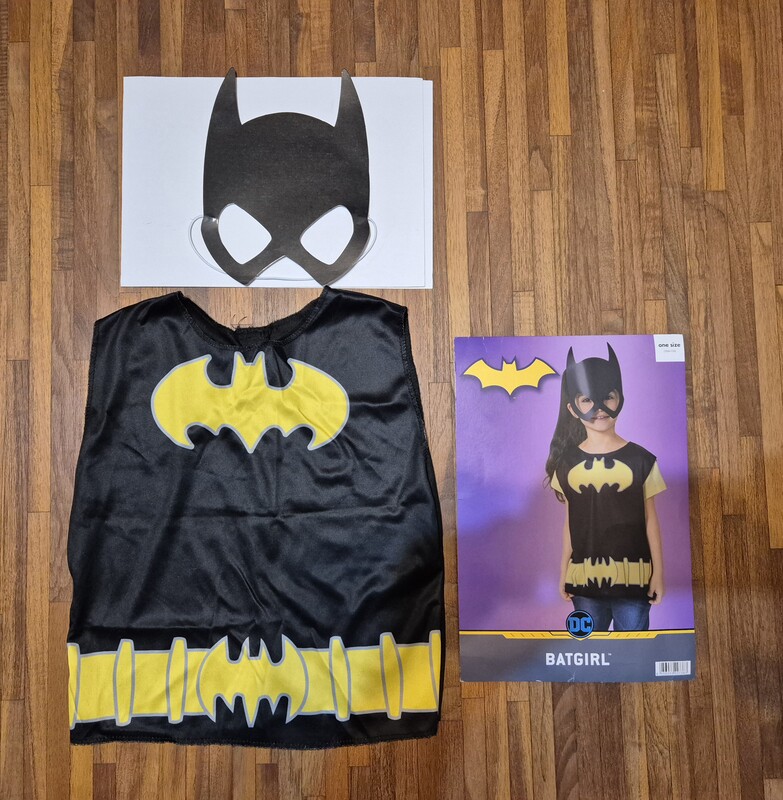 Elbląg Bluzka Batman wraz z maską w rozmiarze one size od 104 do 116.
Dla dziewczynki, ale moze być również dla