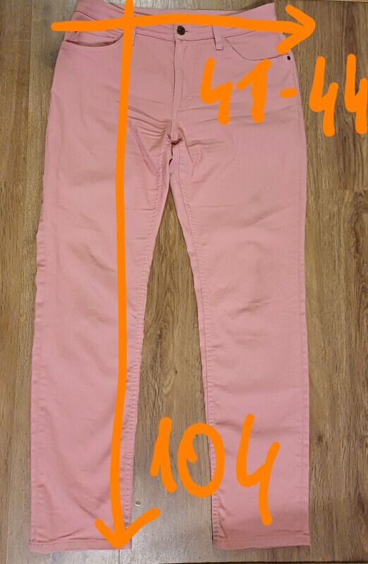 Elbląg Spodnie MUSTANG rozmiar 38,na wiosnę, cieńszy materiał, ładny brzoskwiniowy kolor, stan idealny