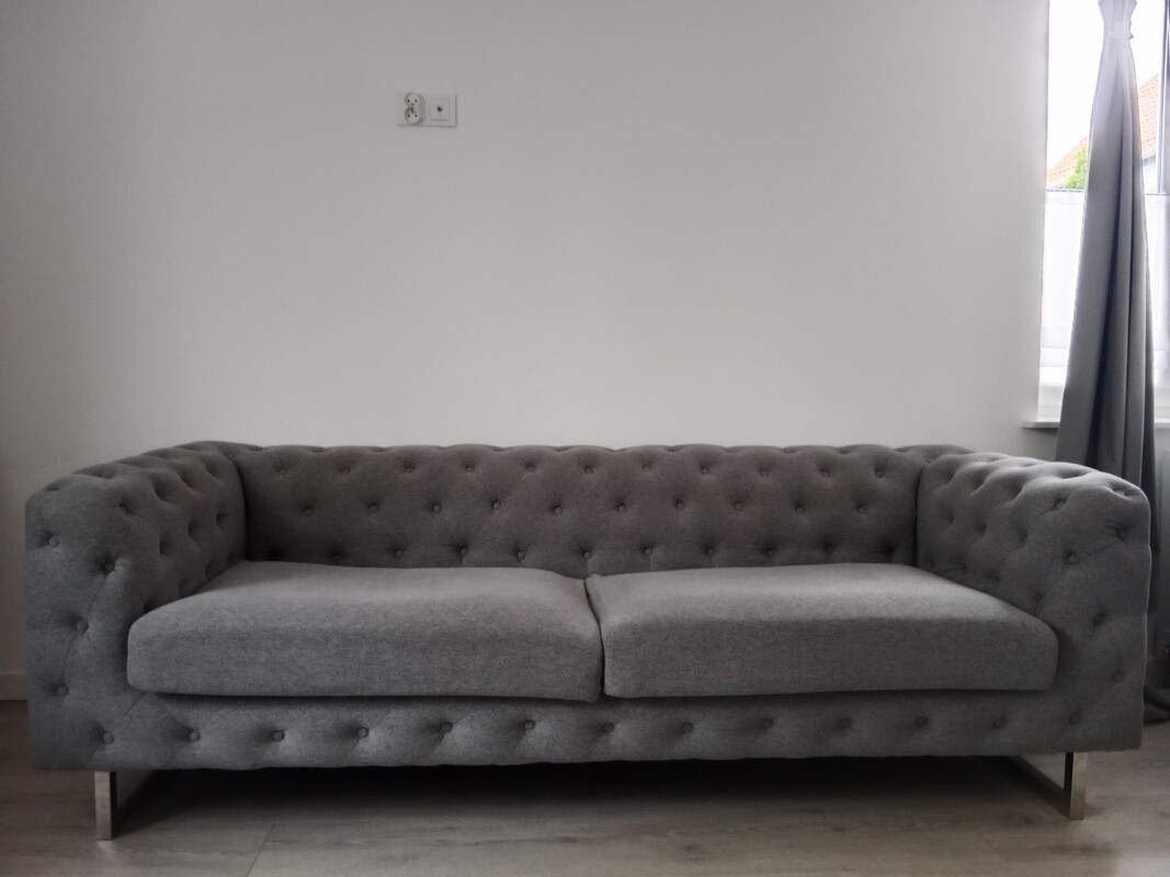 Elbląg Sprzedam kanapę, mebel używany, stan bardzo dobry. Wymiary: szerokość 210 cm, głębokość 85 cm, głębokość