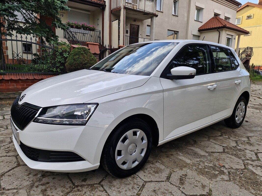 Elbląg Skoda Fabia1.0 BenzynaModel 2019Klimatyzacja162 tys kmKupiona w Polskim Salonie