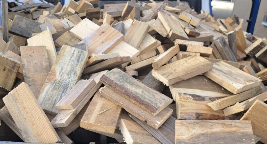 Elbląg Drewno suche 120 zł za metr.