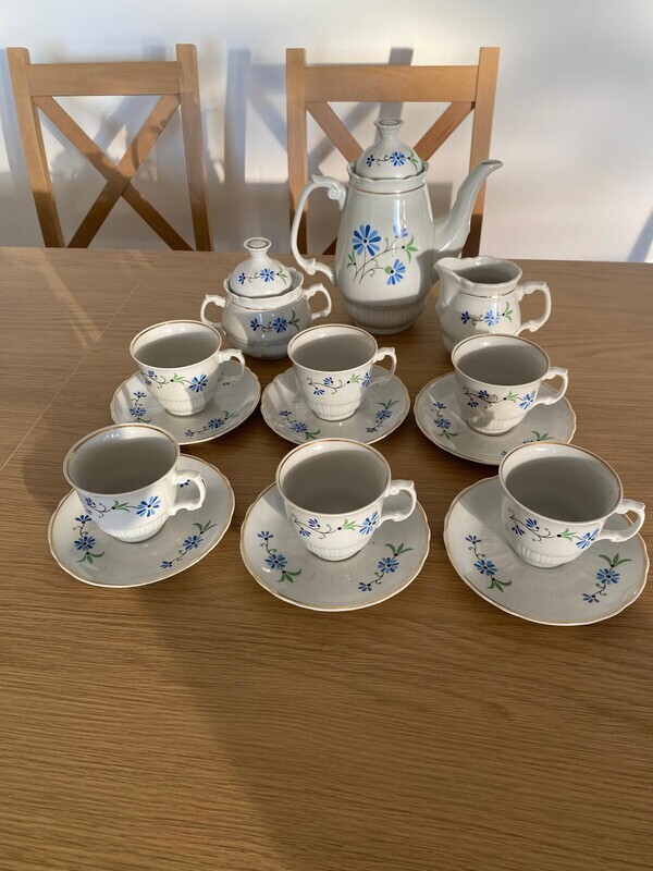 Elbląg Okazyjnie sprzedam piękny zestaw do kawy, porcelana Wloclawek. Jak nowy! Zapraszam do kupna.