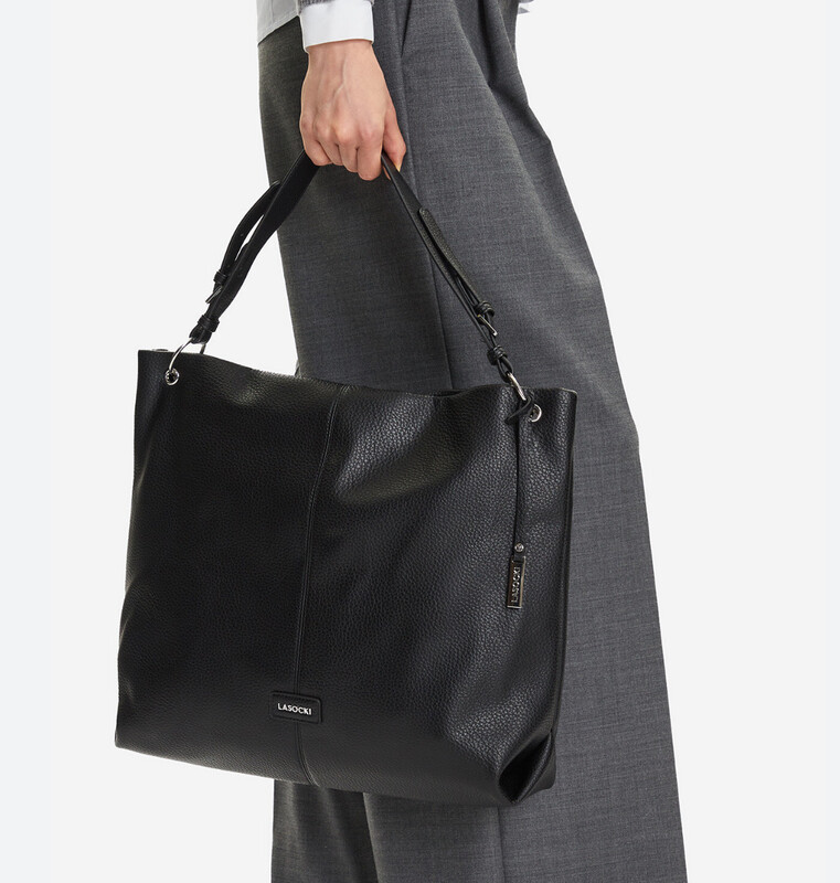 Elbląg Nowa torba Lasocki -czarna bez metek.
Nowa nerka beżowa Ochnik 100zl