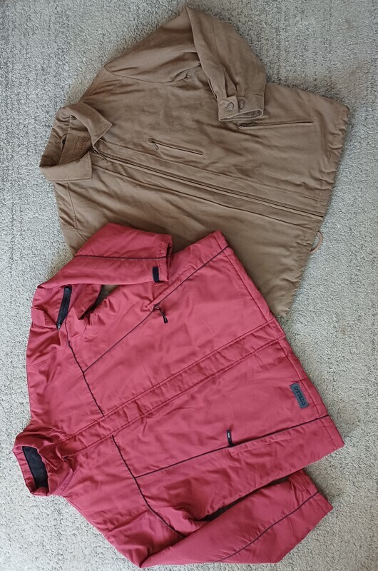 Elbląg Sprzedam dwie kurtki na DUŻĄ osobę rozmiar 56 i 60 kurtki są ocieplane w bardzo dobrym stanie 20 zł sztuka..