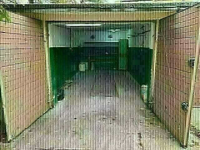 Elbląg Sprzedam garaż własnościowy wraz z gruntem też własność 23 m2, skrajny w zabudowie szeregowej