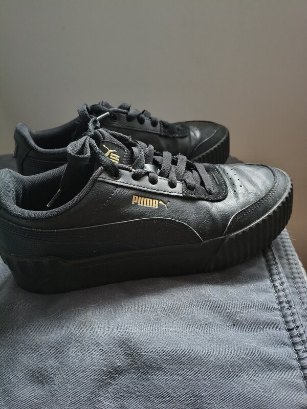 Elbląg Sprzedam buty adidasy Puma. Rozmiar 39 wkładka 25 cm.