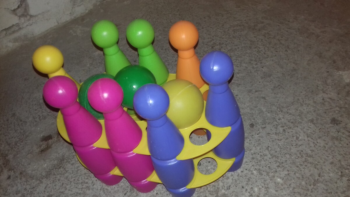 Elbląg Sprzedam kręgle dla dziecka, proszę o sms.