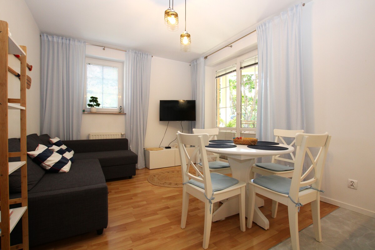 Elbląg NIERUCHOMOŚCI ANNA KRASZEWSKA Apartament 2-pokojowy w Krynicy Morskiej 500 metrów od plaży ul.