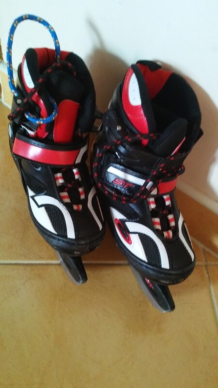 Elbląg SPRZEDAM ŁYŻWY DZIECIĘCE
CENA DOTYCZY DWÓCH PAR