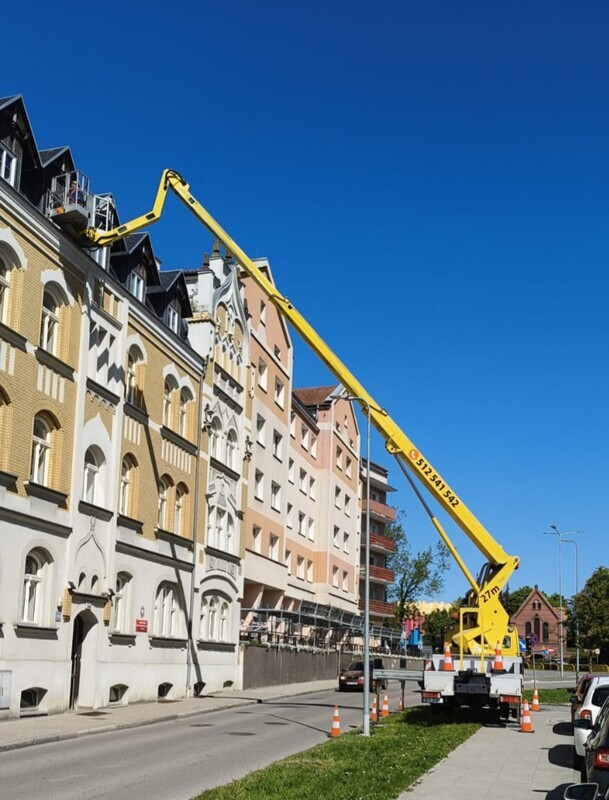 Elbląg • usługi podnośnikowe - wynajem podnośnika koszowego 27m
• wycinka, pielęgnacja drzew i krzewów
