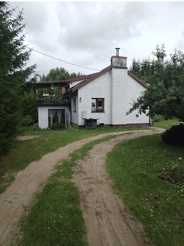 Elbląg Sprzedam dom 160 m2 w Kamienniku Wielkim 
4 pokoje, oddzielna kuchnia, dwie łazienki, bardzo słoneczny, trzy