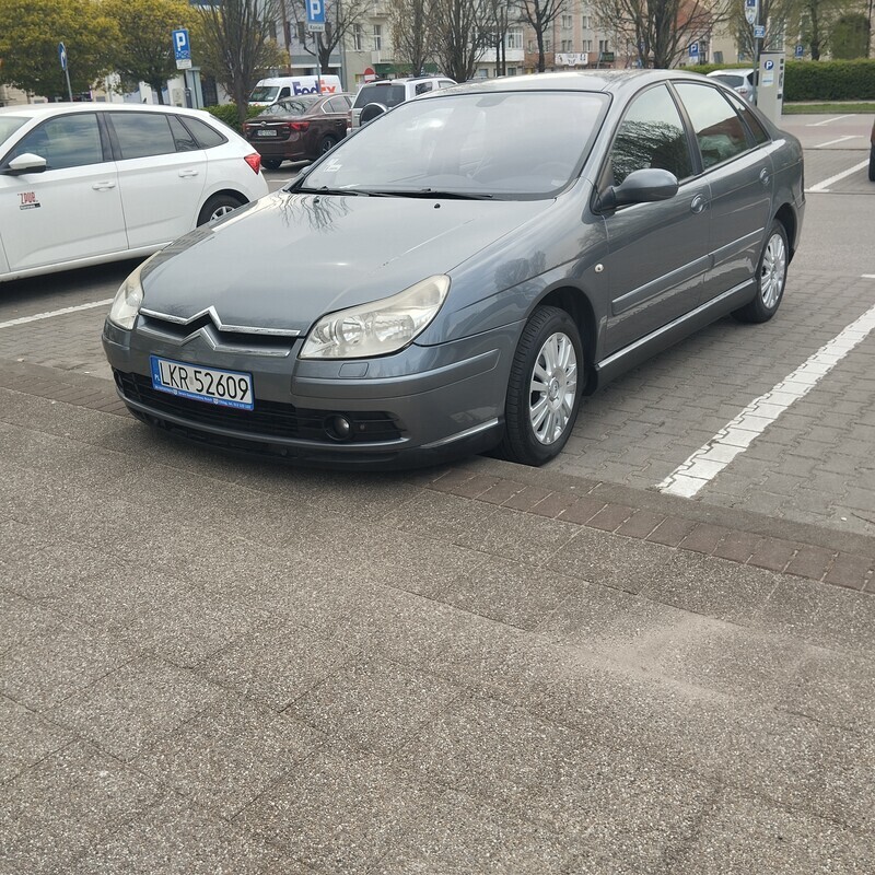 Elbląg Sprzedam Zadbanego i Bezwypadkowego
CITROENA C5 - DlESEL - 2.0 HDI, 
Kolor - GRAFIT METALIC plus
Super